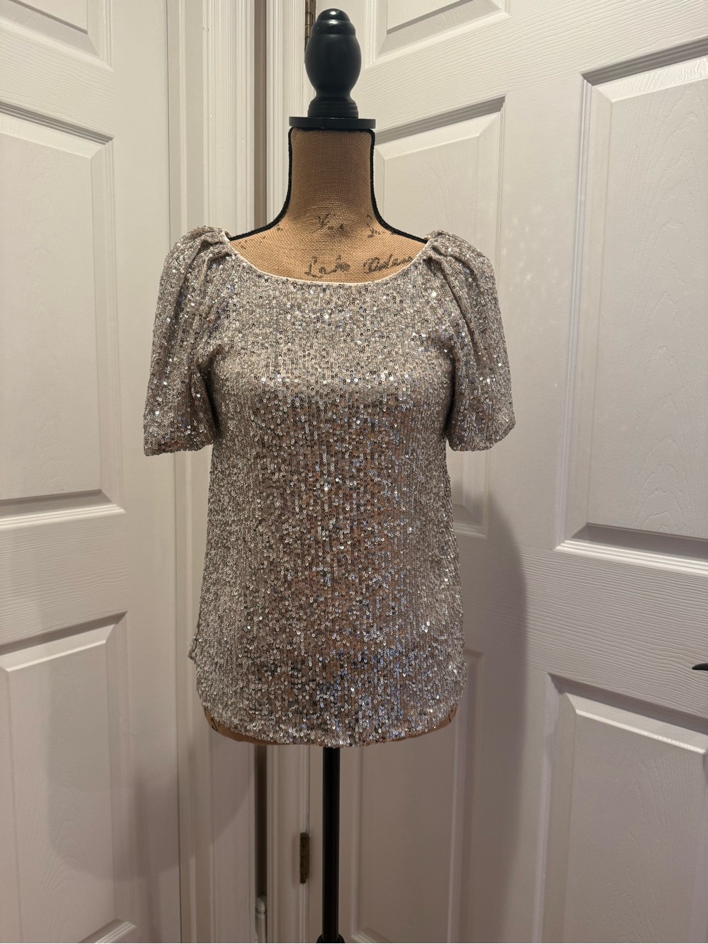NWT Cable & Gauge Silver Sequin Short Sleeve Blouse - Elegant Sparkle Top